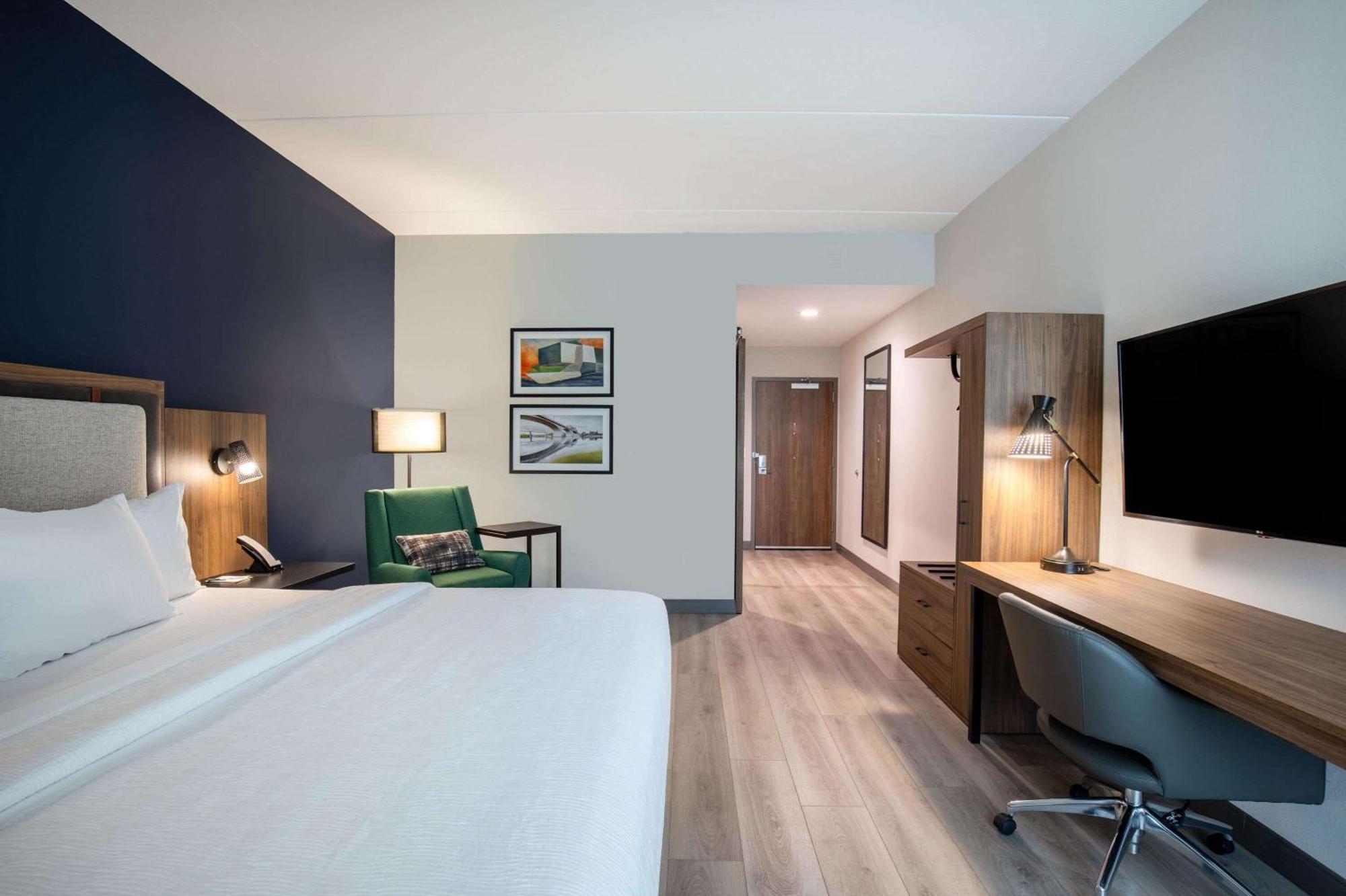 La Quinta Inn & Suites By Wyndham Chattanooga Downtown/South Экстерьер фото